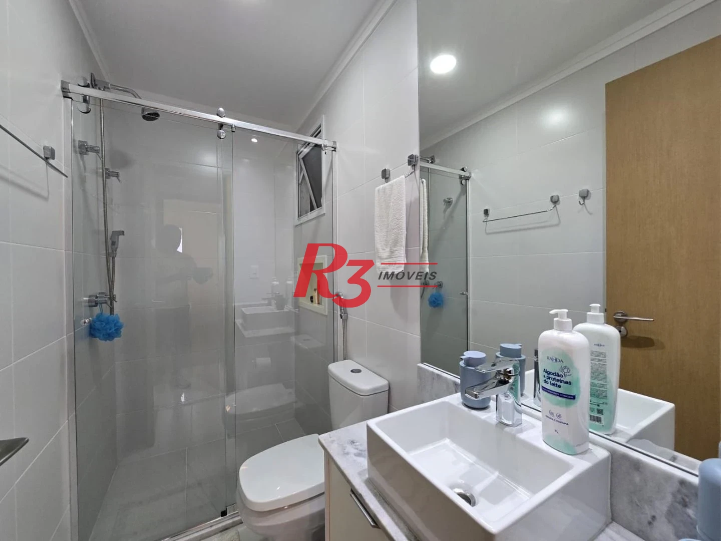 Apartamento com 2 dormitórios à venda, 67 m² por R$ 1.050.000,00 - Boqueirão - Santos/SP