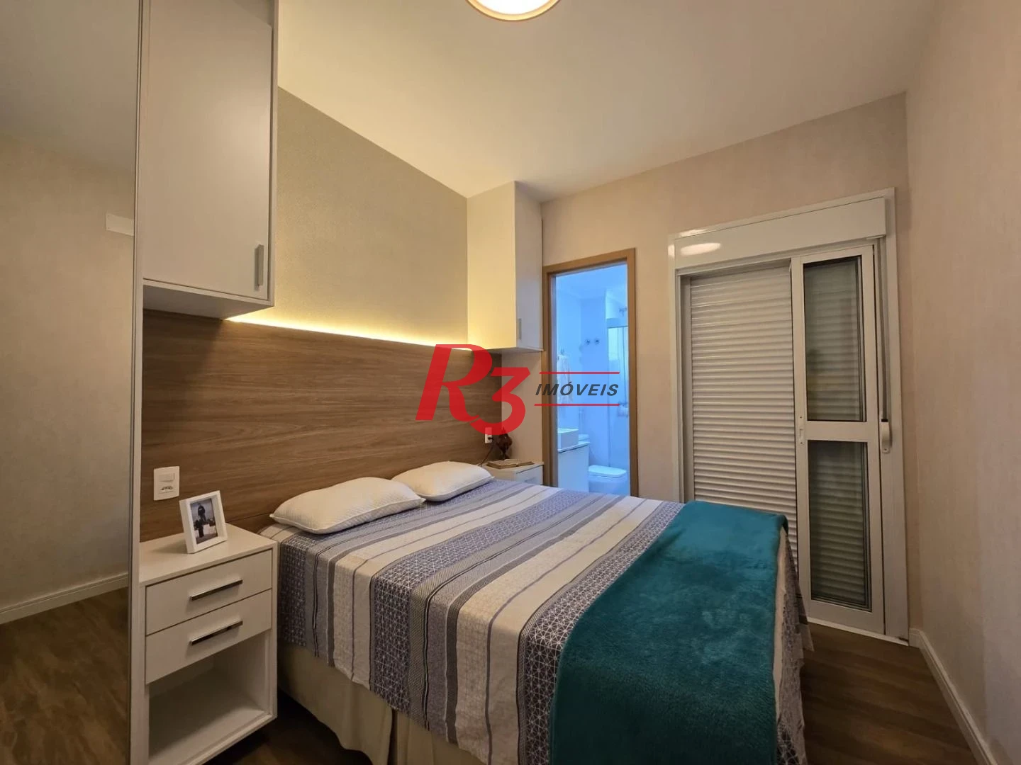 Apartamento com 2 dormitórios à venda, 67 m² por R$ 1.050.000,00 - Boqueirão - Santos/SP
