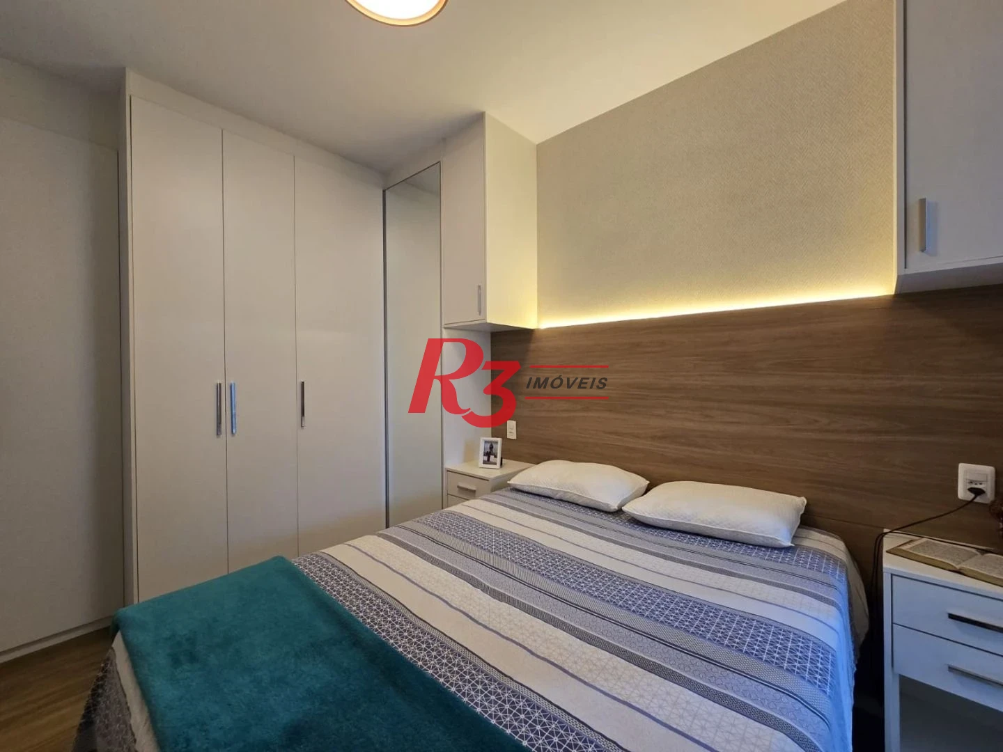 Apartamento com 2 dormitórios à venda, 67 m² por R$ 1.050.000,00 - Boqueirão - Santos/SP