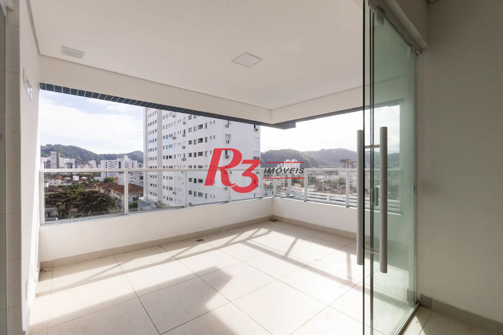 Apartamento para alugar, 72 m² por R$ 5.654,00/mês - Campo Grande - Santos/SP