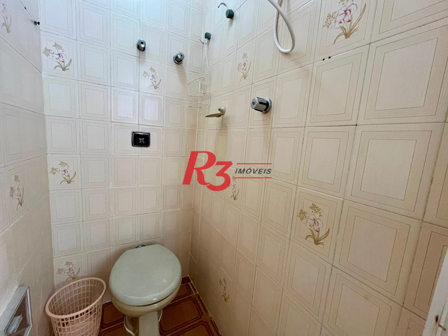 Apartamento com 2 dormitórios para alugar, 98 m² por R$ 5.300,00/mês - Gonzaga - Santos/SP
