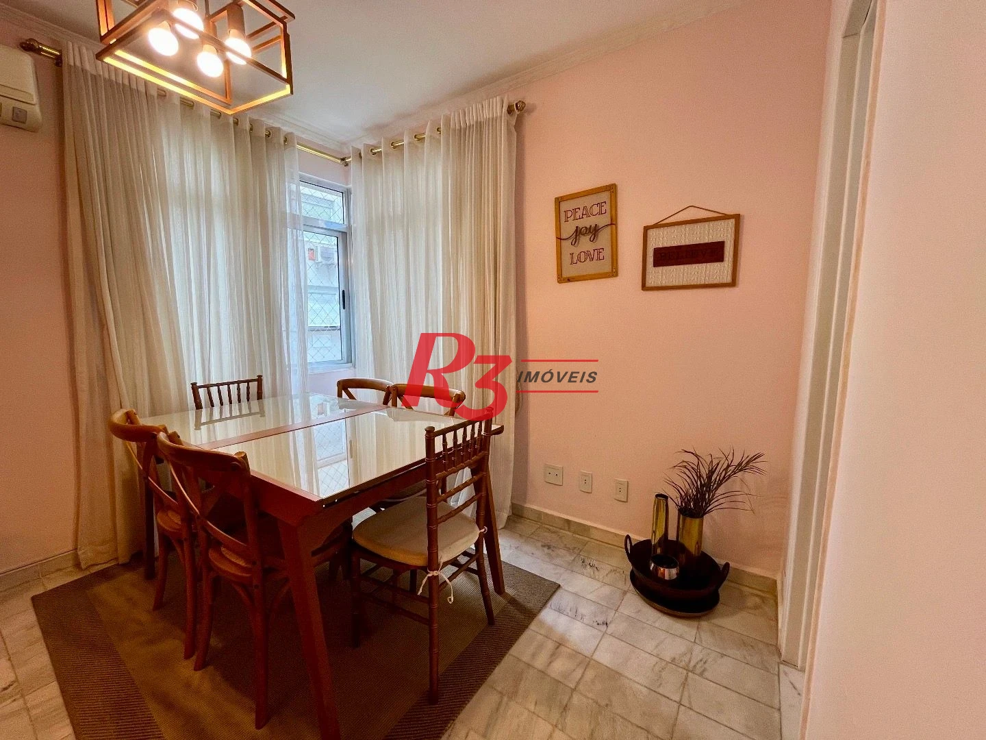 Apartamento com 2 dormitórios para alugar, 98 m² por R$ 5.300,00/mês - Gonzaga - Santos/SP