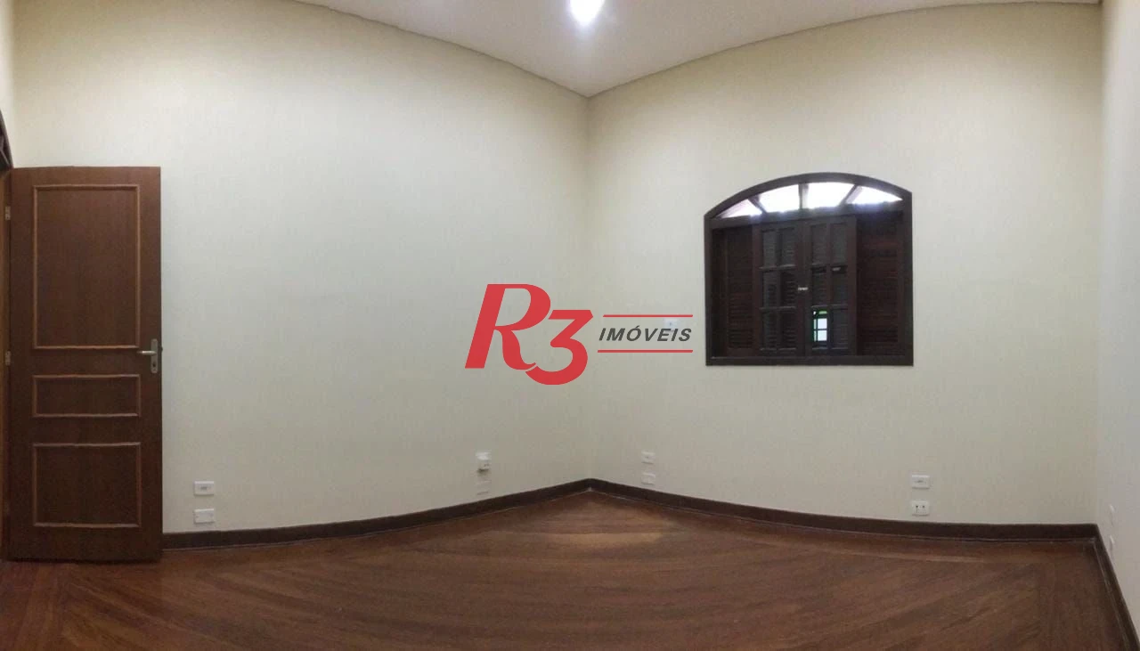 Casa com 3 dormitórios para alugar, 280 m² por R$ 12.000,00/mês - Gonzaga - Santos/SP