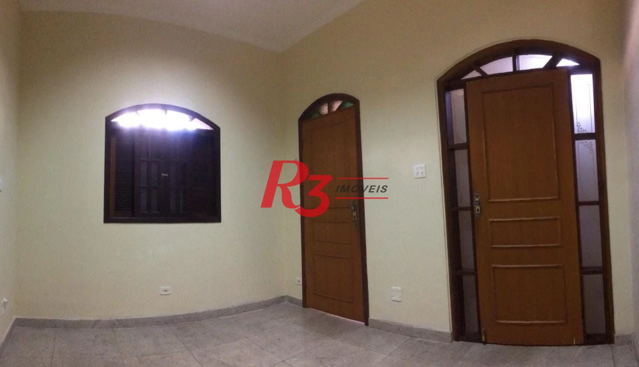 Casa com 3 dormitórios para alugar, 280 m² por R$ 12.000,00/mês - Gonzaga - Santos/SP