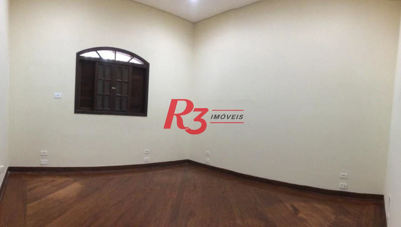 Casa com 3 dormitórios para alugar, 280 m² por R$ 12.000,00/mês - Gonzaga - Santos/SP