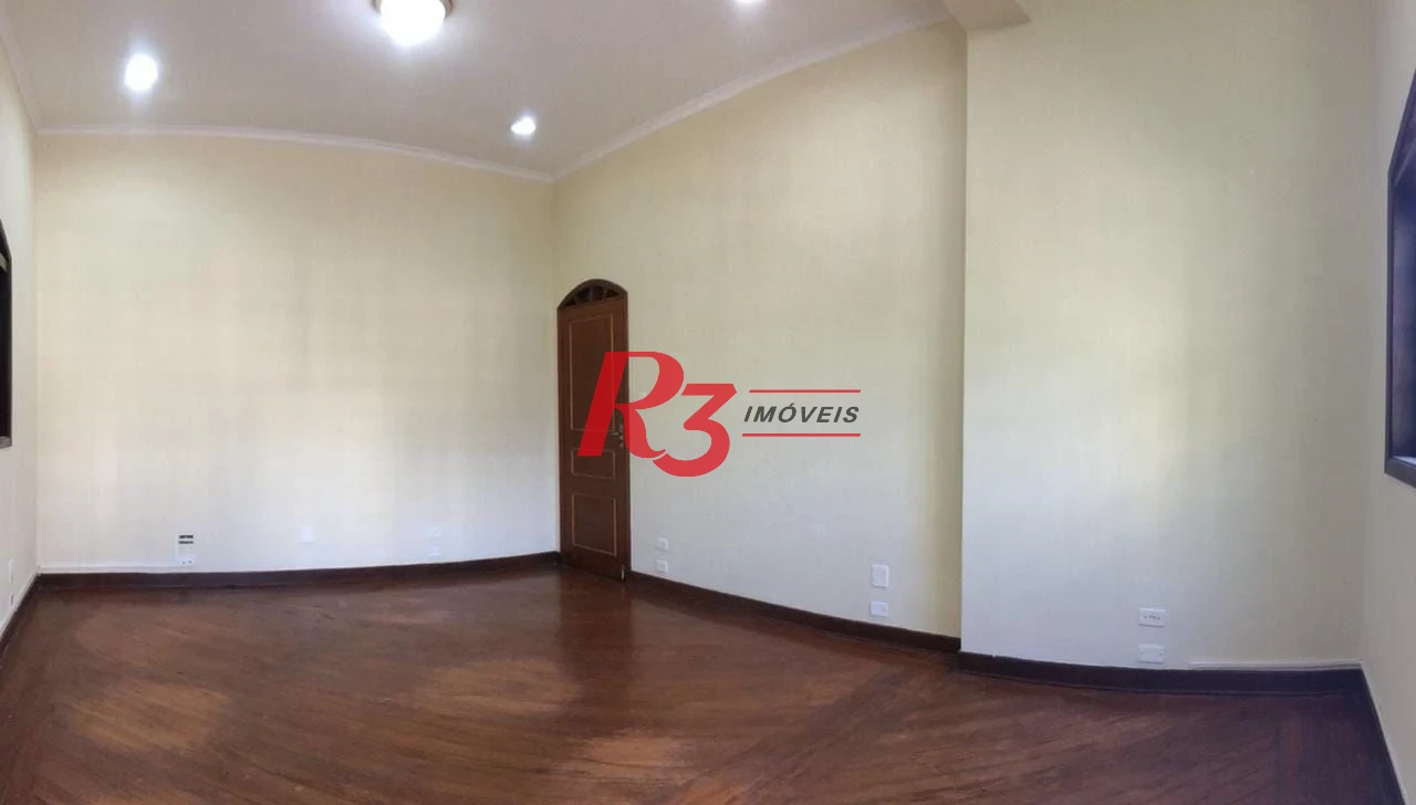 Casa com 3 dormitórios para alugar, 280 m² por R$ 12.000,00/mês - Gonzaga - Santos/SP