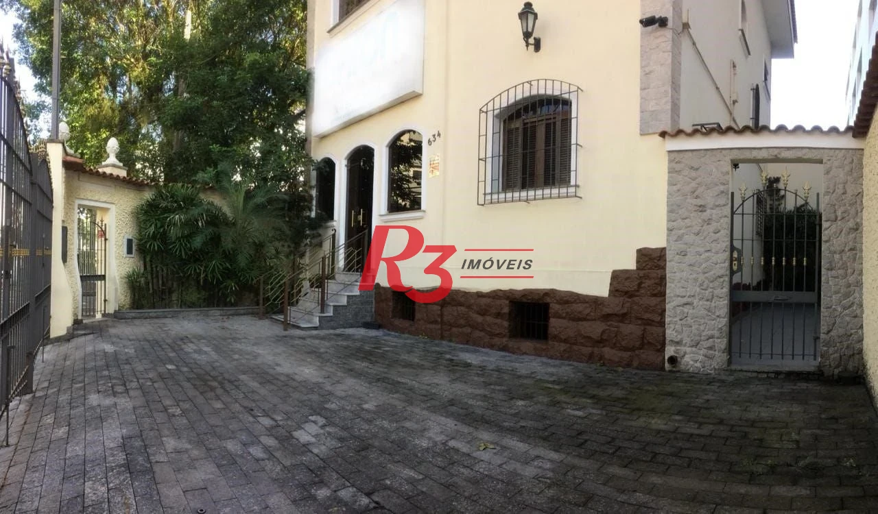 Casa com 3 dormitórios para alugar, 280 m² por R$ 12.000,00/mês - Gonzaga - Santos/SP