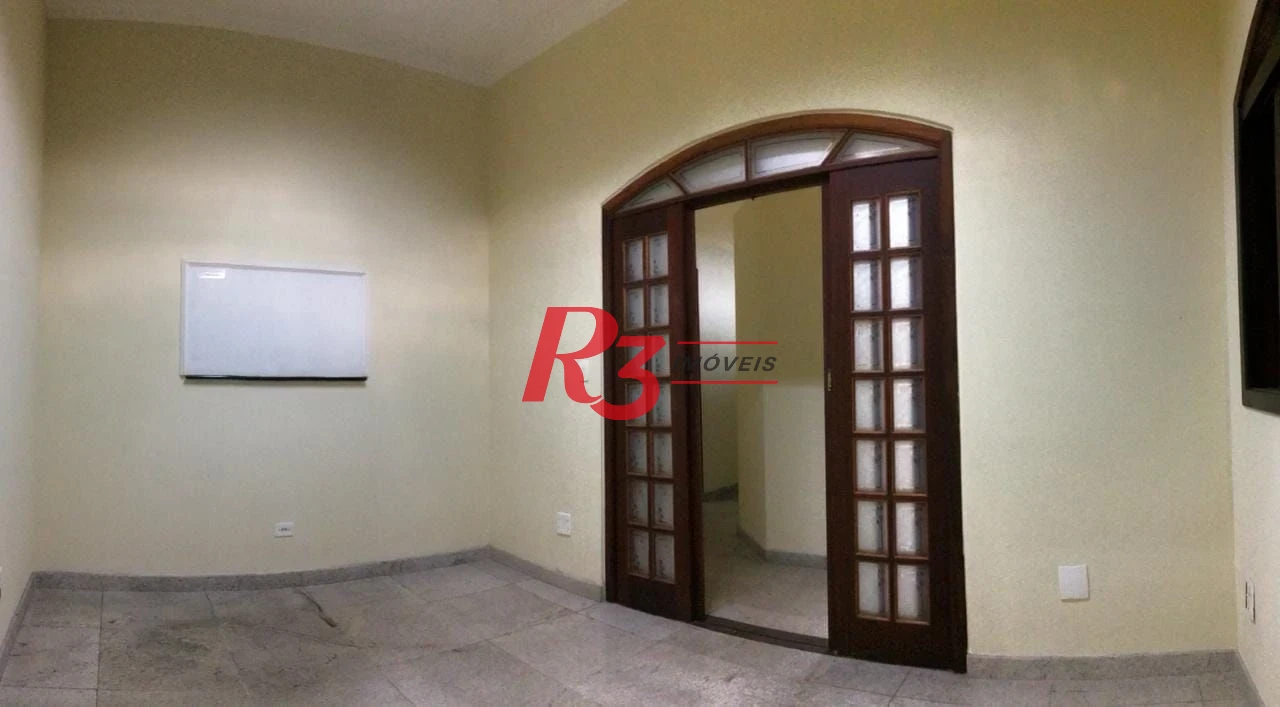 Casa com 3 dormitórios para alugar, 280 m² por R$ 12.000,00/mês - Gonzaga - Santos/SP