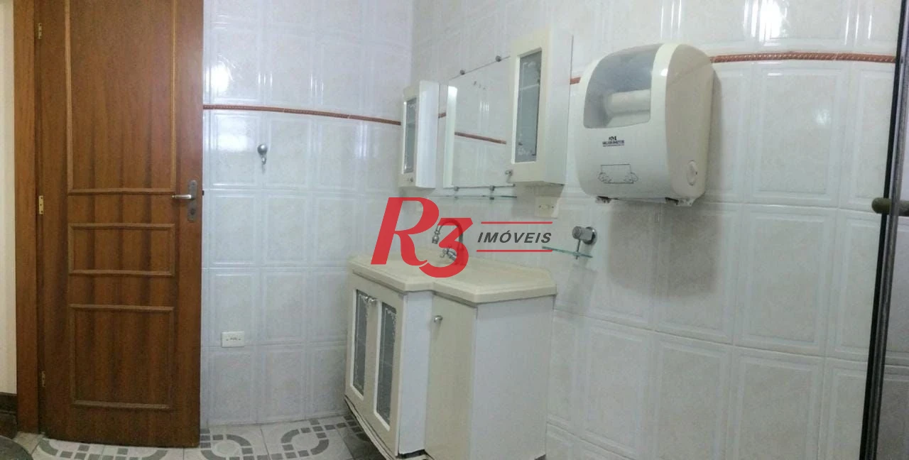Casa com 3 dormitórios para alugar, 280 m² por R$ 12.000,00/mês - Gonzaga - Santos/SP