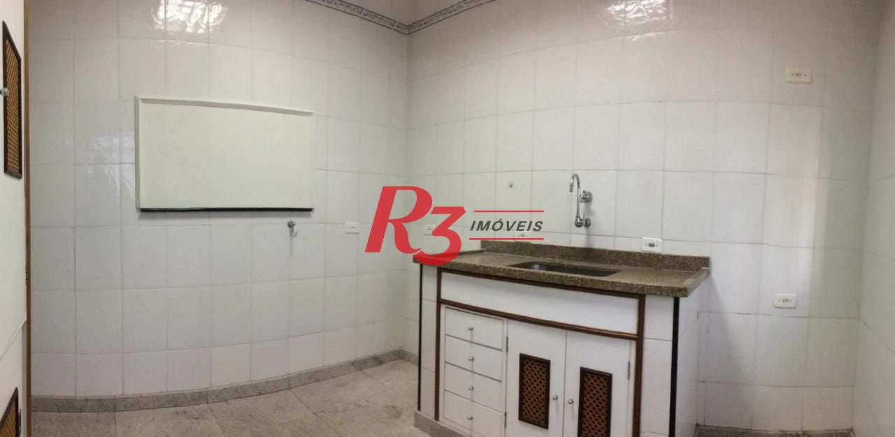 Casa com 3 dormitórios para alugar, 280 m² por R$ 12.000,00/mês - Gonzaga - Santos/SP