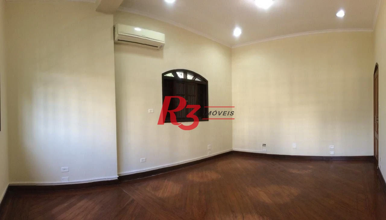 Casa com 3 dormitórios para alugar, 280 m² por R$ 12.000,00/mês - Gonzaga - Santos/SP