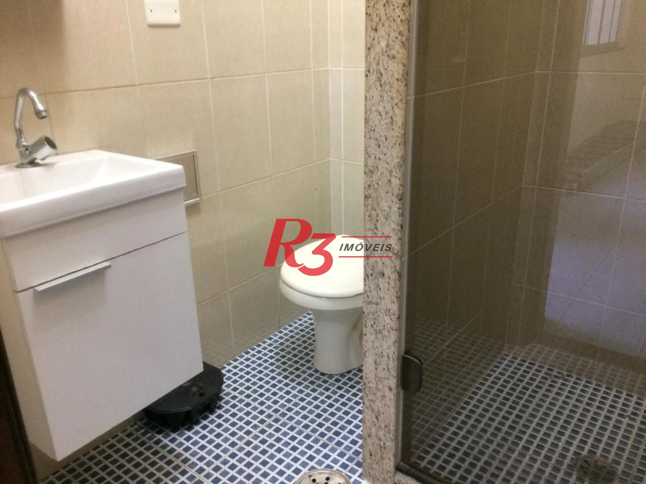 Casa com 3 dormitórios para alugar, 280 m² por R$ 12.000,00/mês - Gonzaga - Santos/SP