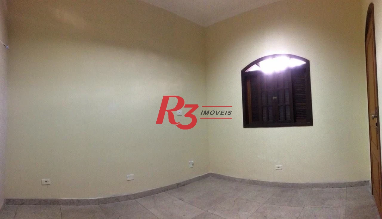 Casa com 3 dormitórios para alugar, 280 m² por R$ 12.000,00/mês - Gonzaga - Santos/SP