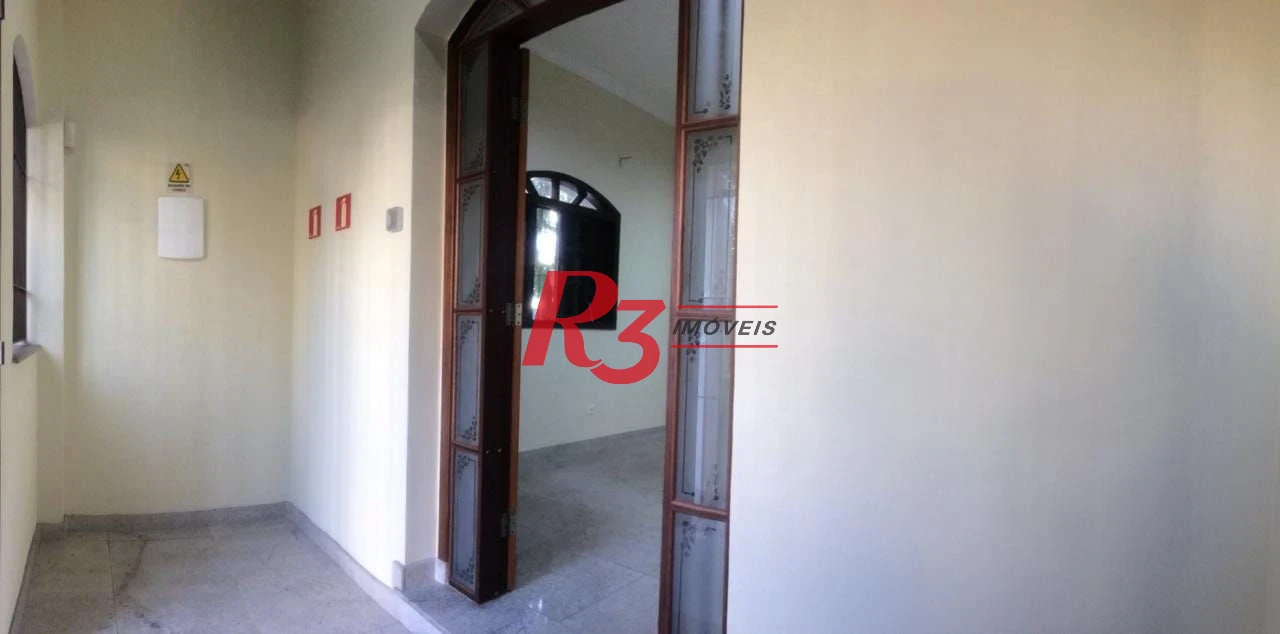Casa com 3 dormitórios para alugar, 280 m² por R$ 12.000,00/mês - Gonzaga - Santos/SP