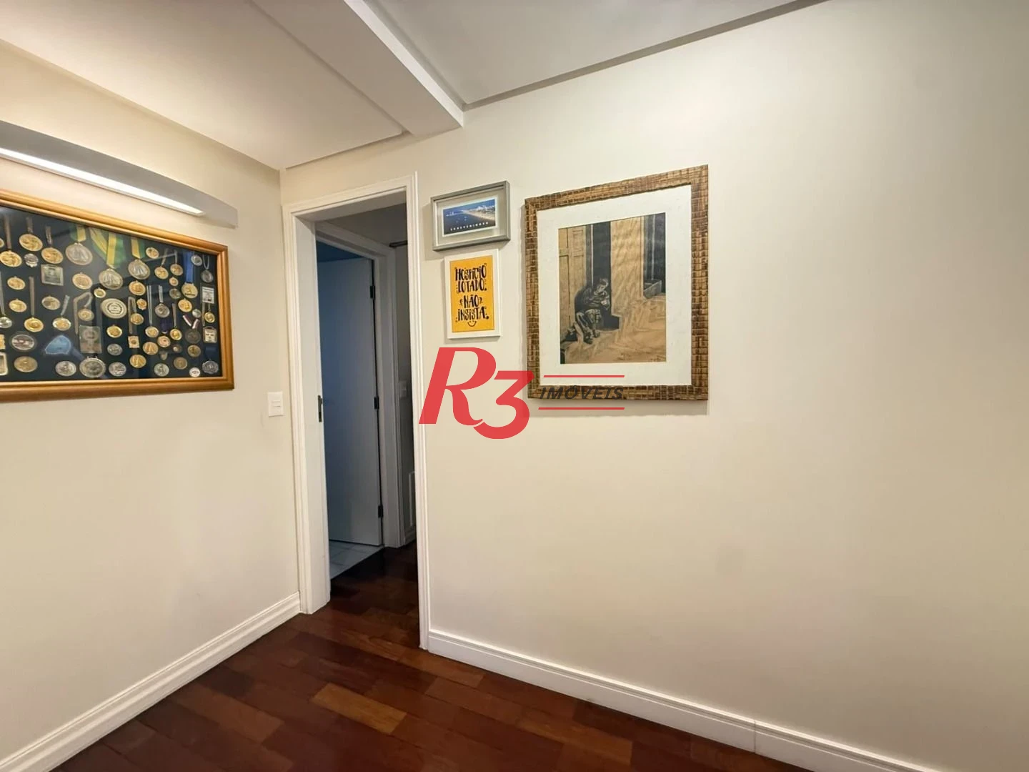 Apartamento com 3 dormitórios à venda, 142 m² por R$ 1.320.000,00 - Gonzaga - Santos/SP
