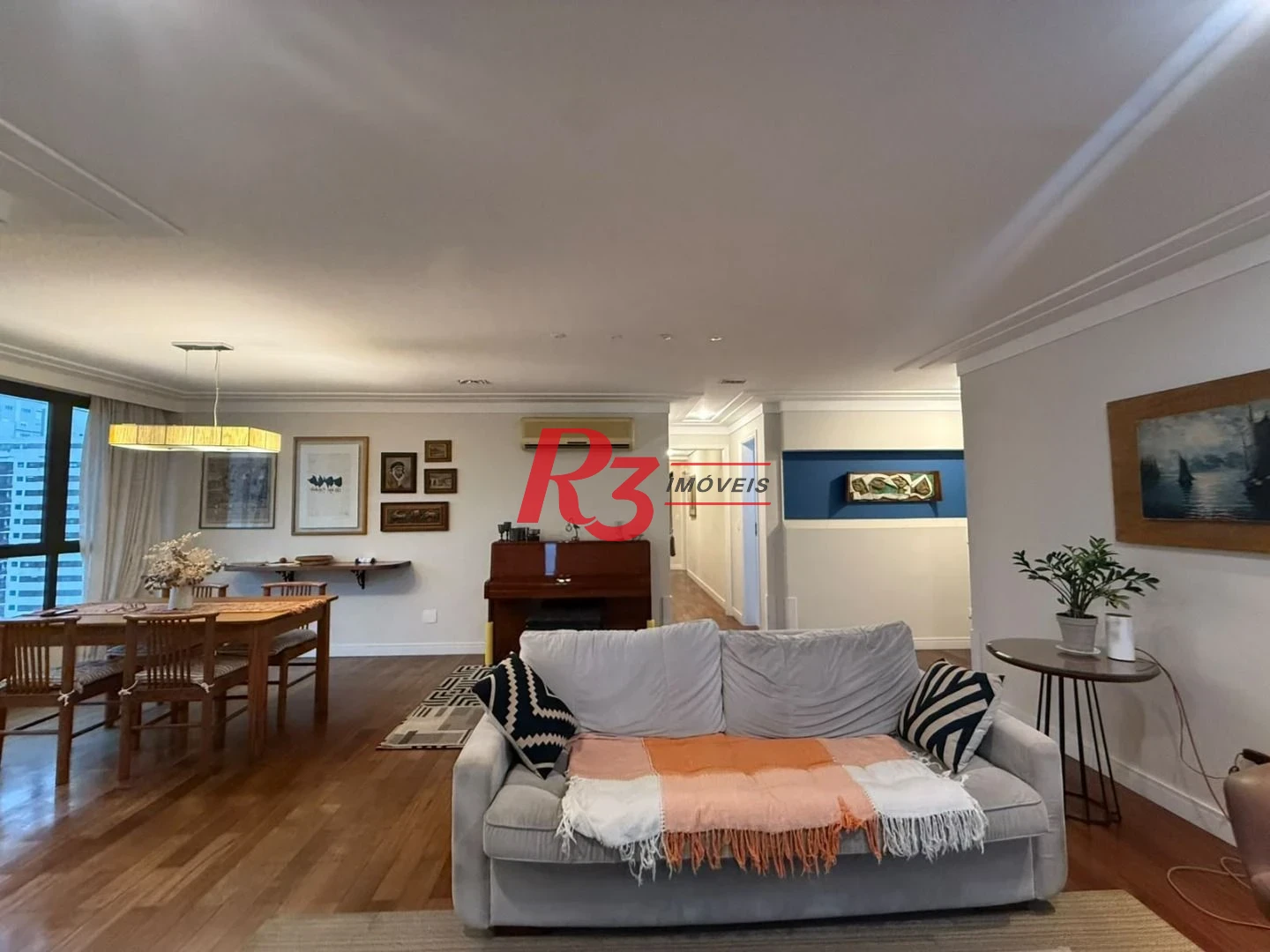 Apartamento com 3 dormitórios à venda, 142 m² por R$ 1.320.000,00 - Gonzaga - Santos/SP