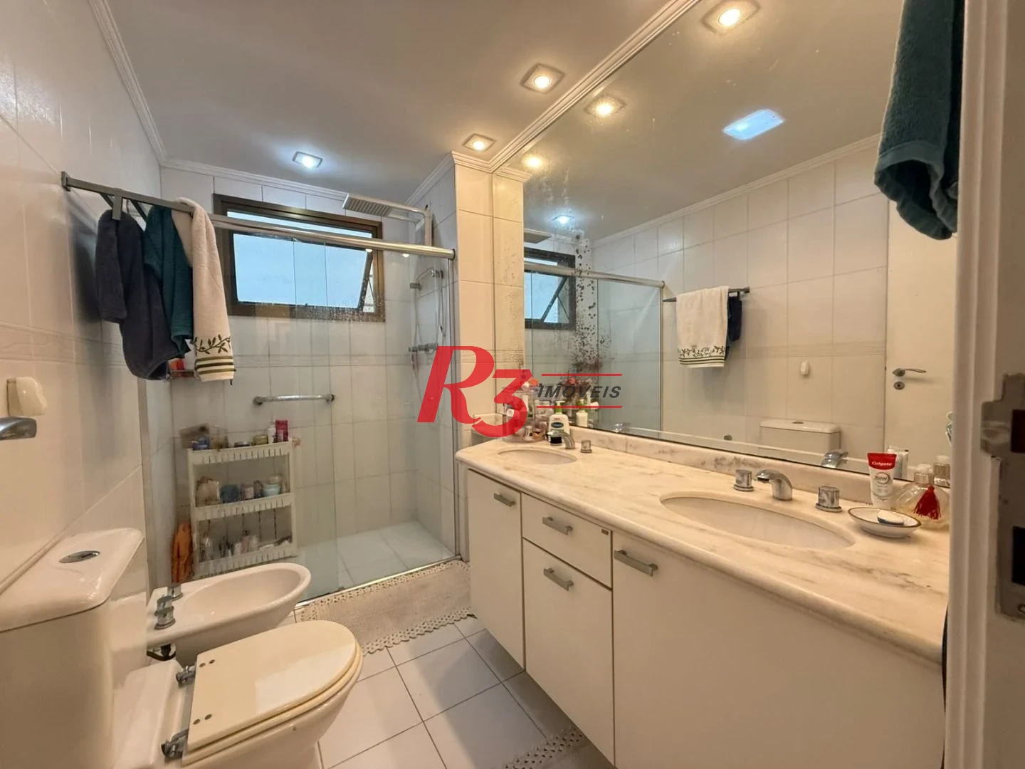 Apartamento com 3 dormitórios à venda, 142 m² por R$ 1.320.000,00 - Gonzaga - Santos/SP