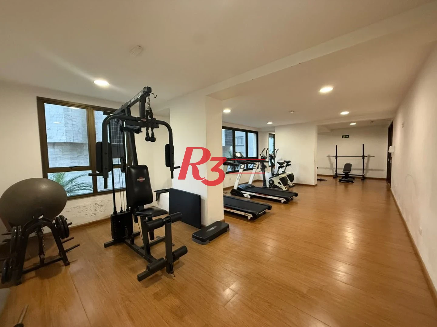 Apartamento com 3 dormitórios à venda, 142 m² por R$ 1.320.000,00 - Gonzaga - Santos/SP