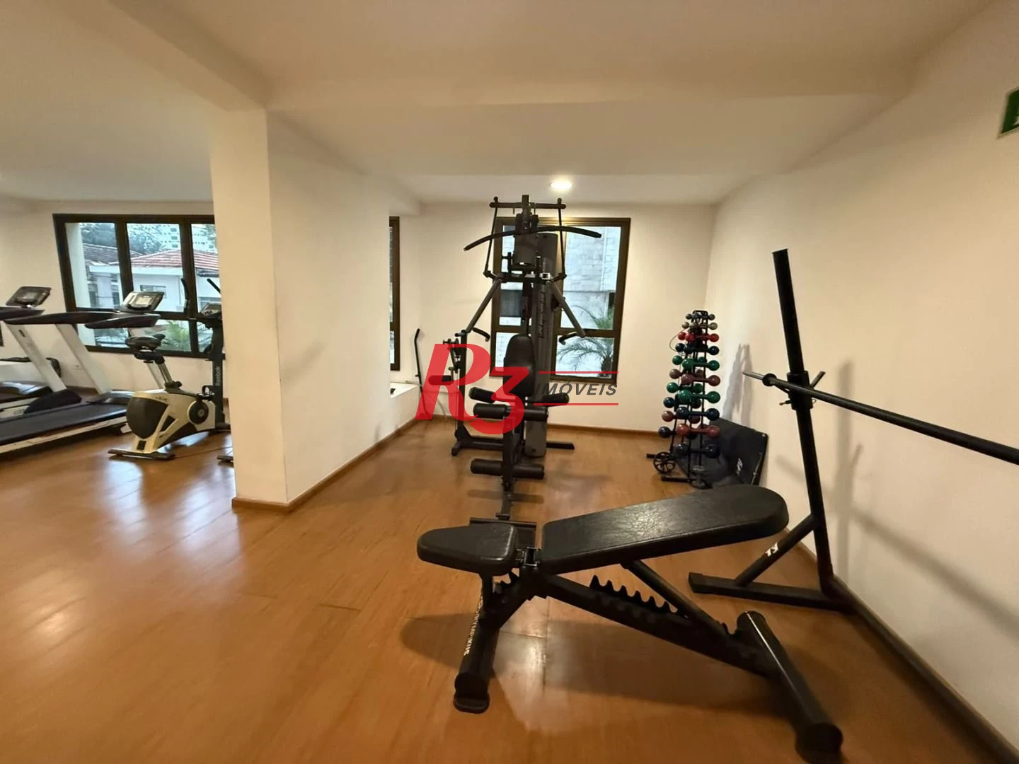 Apartamento com 3 dormitórios à venda, 142 m² por R$ 1.320.000,00 - Gonzaga - Santos/SP