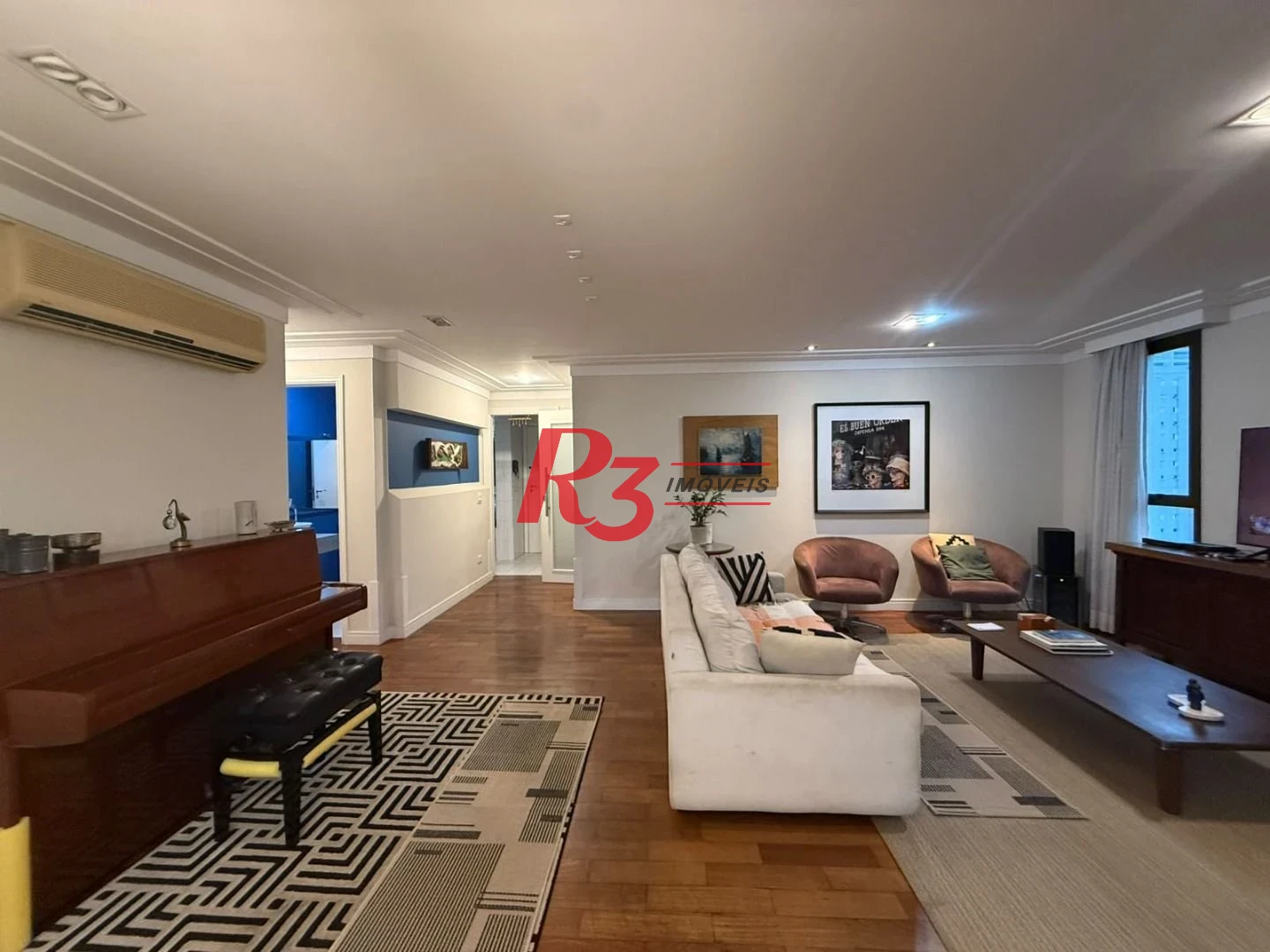 Apartamento com 3 dormitórios à venda, 142 m² por R$ 1.320.000,00 - Gonzaga - Santos/SP