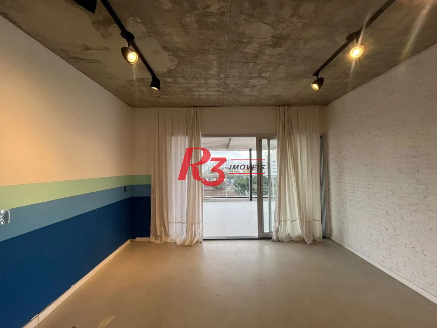 Apartamento Garden com 2 dormitórios à venda, 72 m² por R$ 1.287.000,00 - Embaré - Santos/SP