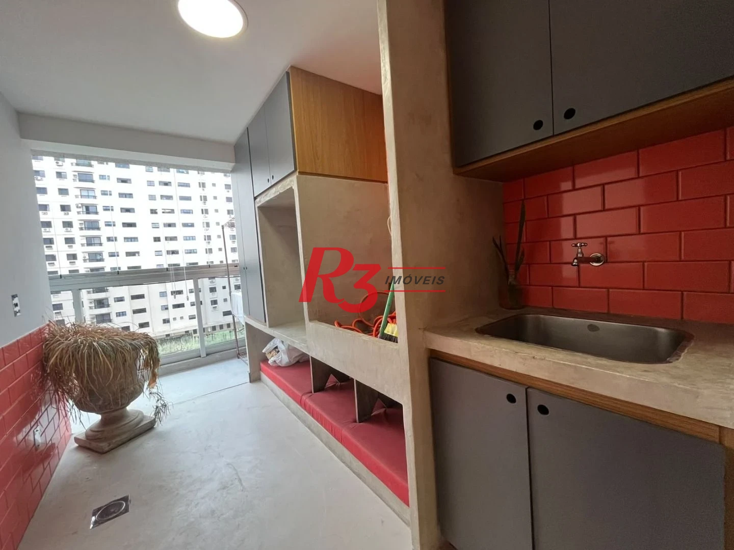 Apartamento Garden com 2 dormitórios à venda, 72 m² por R$ 1.287.000,00 - Embaré - Santos/SP