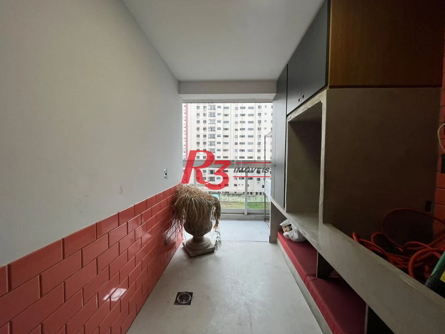 Apartamento Garden com 2 dormitórios à venda, 72 m² por R$ 1.287.000,00 - Embaré - Santos/SP