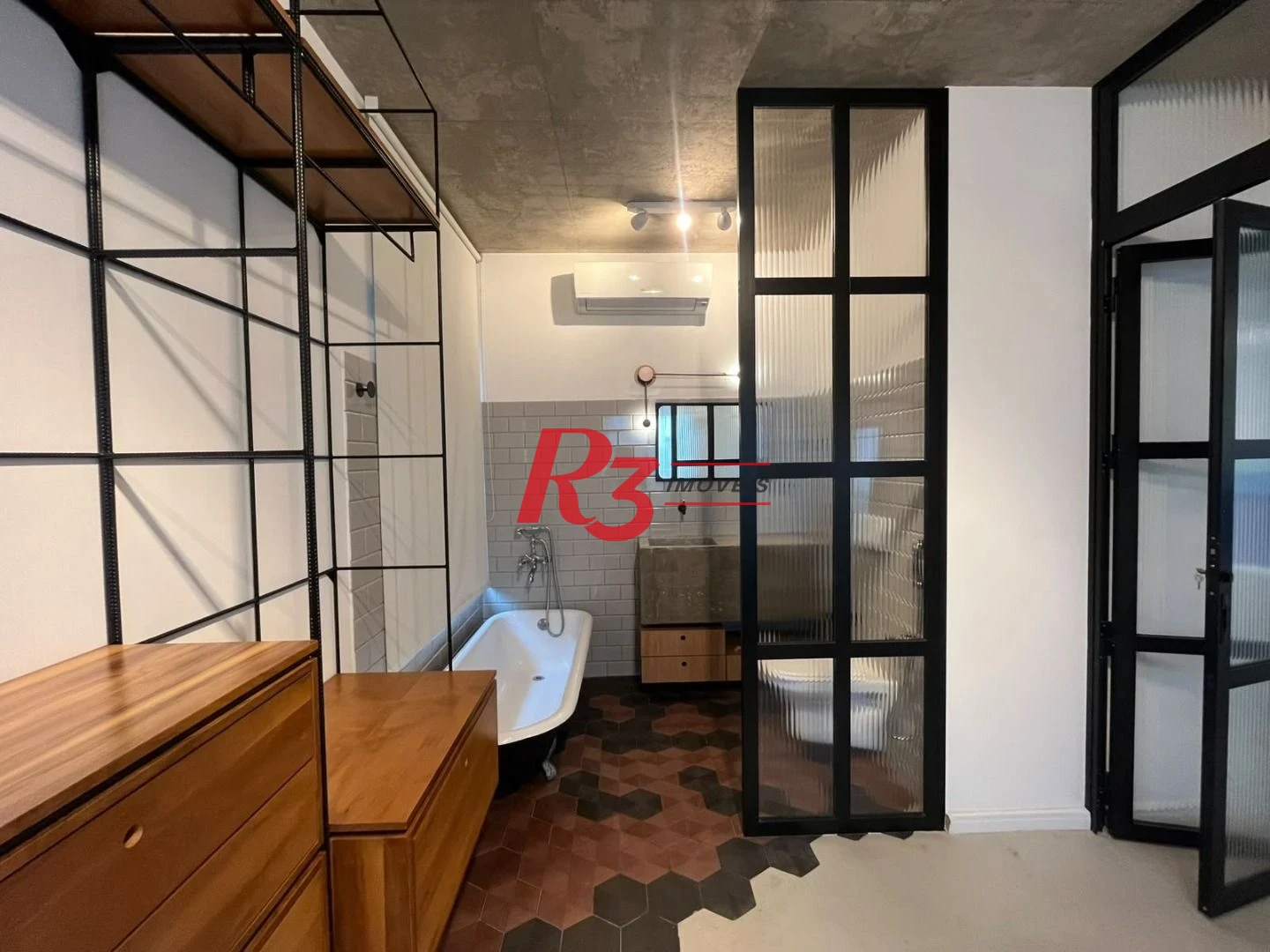 Apartamento Garden com 2 dormitórios à venda, 72 m² por R$ 1.287.000,00 - Embaré - Santos/SP