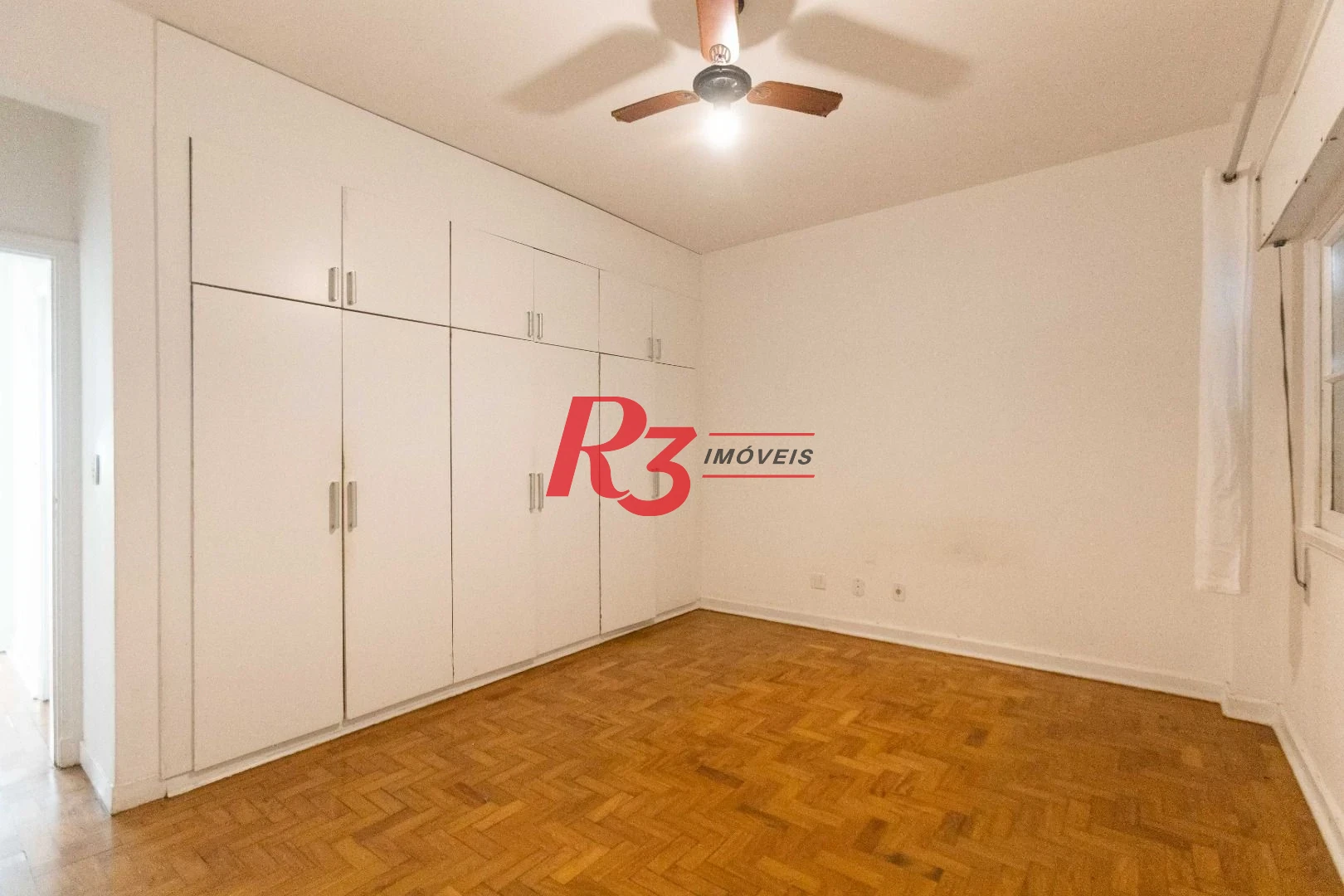 Apartamento com 2 dormitórios à venda, 148 m² por R$ 920.000,00 - Gonzaga - Santos/SP