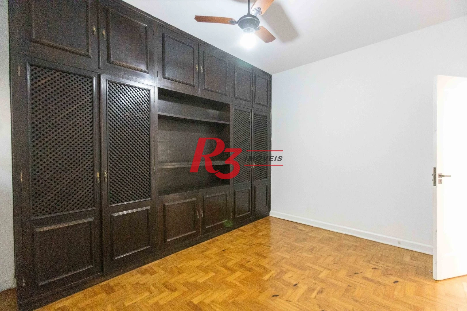 Apartamento com 2 dormitórios à venda, 148 m² por R$ 920.000,00 - Gonzaga - Santos/SP