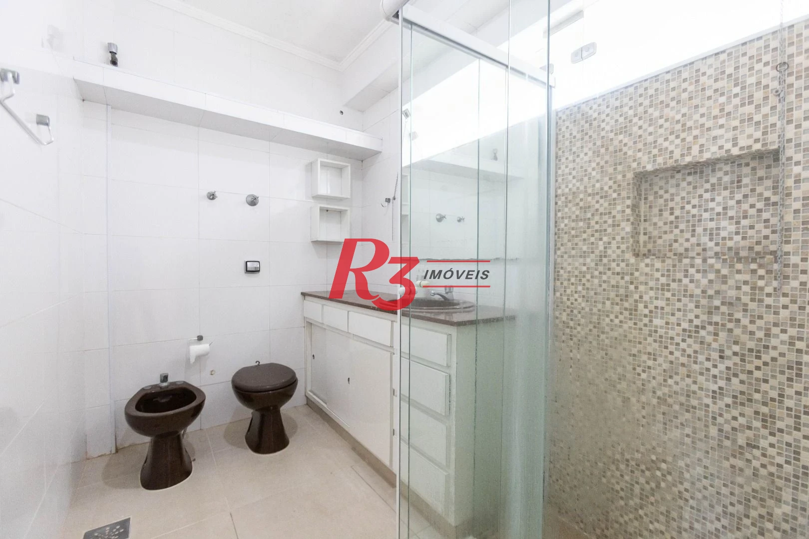 Apartamento com 2 dormitórios à venda, 148 m² por R$ 920.000,00 - Gonzaga - Santos/SP