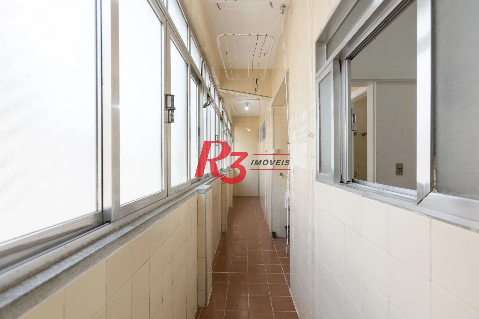 Apartamento com 2 dormitórios à venda, 148 m² por R$ 920.000,00 - Gonzaga - Santos/SP