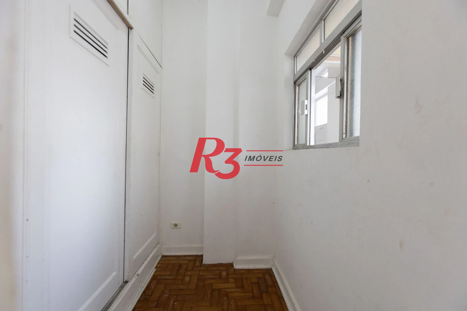 Apartamento com 2 dormitórios à venda, 148 m² por R$ 920.000,00 - Gonzaga - Santos/SP