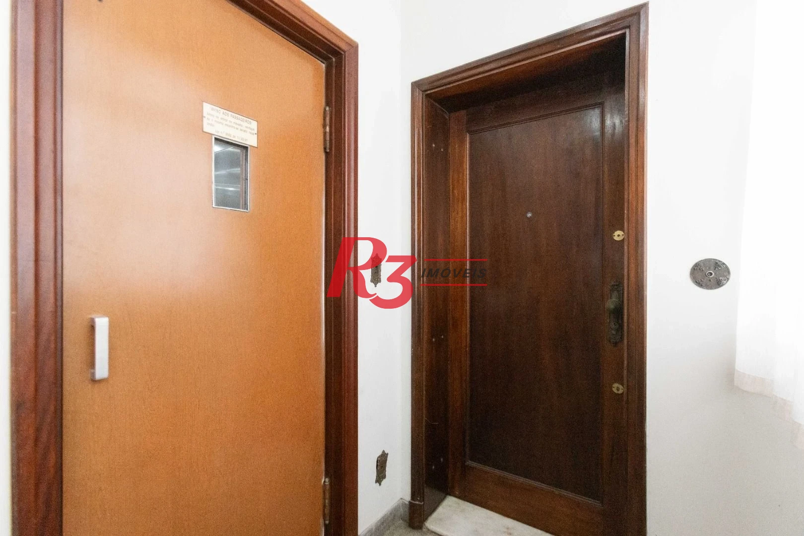 Apartamento com 2 dormitórios à venda, 148 m² por R$ 920.000,00 - Gonzaga - Santos/SP