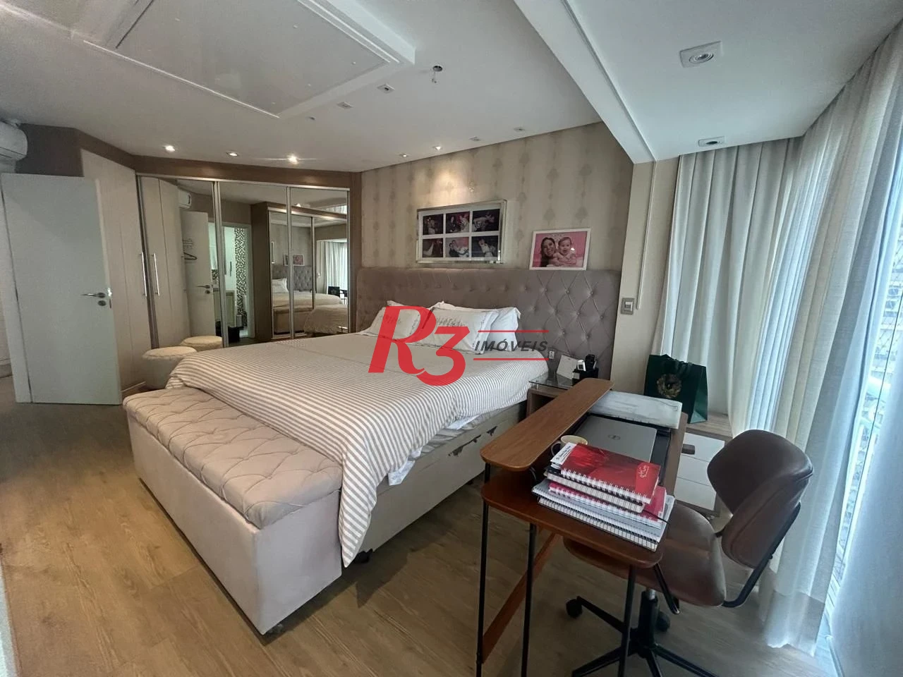 Apartamento com 4 dormitórios à venda, 199 m² por R$ 3.140.000,00 - Ponta da Praia - Santos/SP