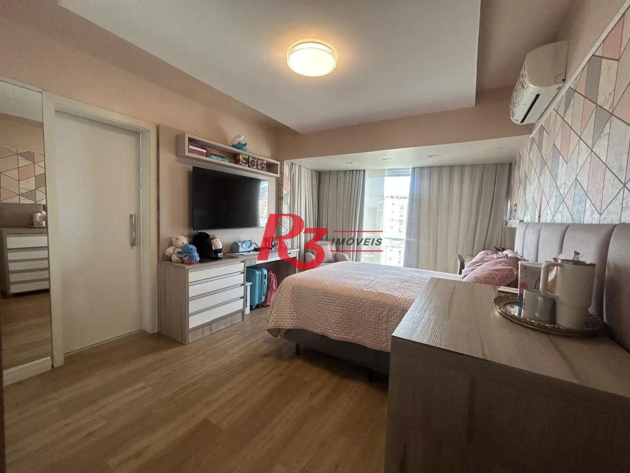Apartamento com 4 dormitórios à venda, 199 m² por R$ 3.140.000,00 - Ponta da Praia - Santos/SP