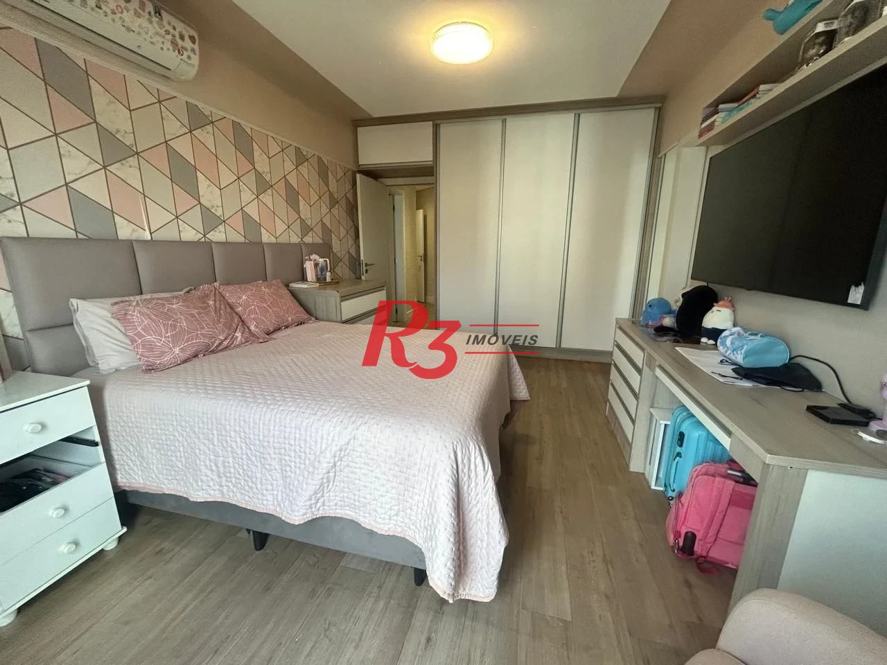 Apartamento com 4 dormitórios à venda, 199 m² por R$ 3.140.000,00 - Ponta da Praia - Santos/SP