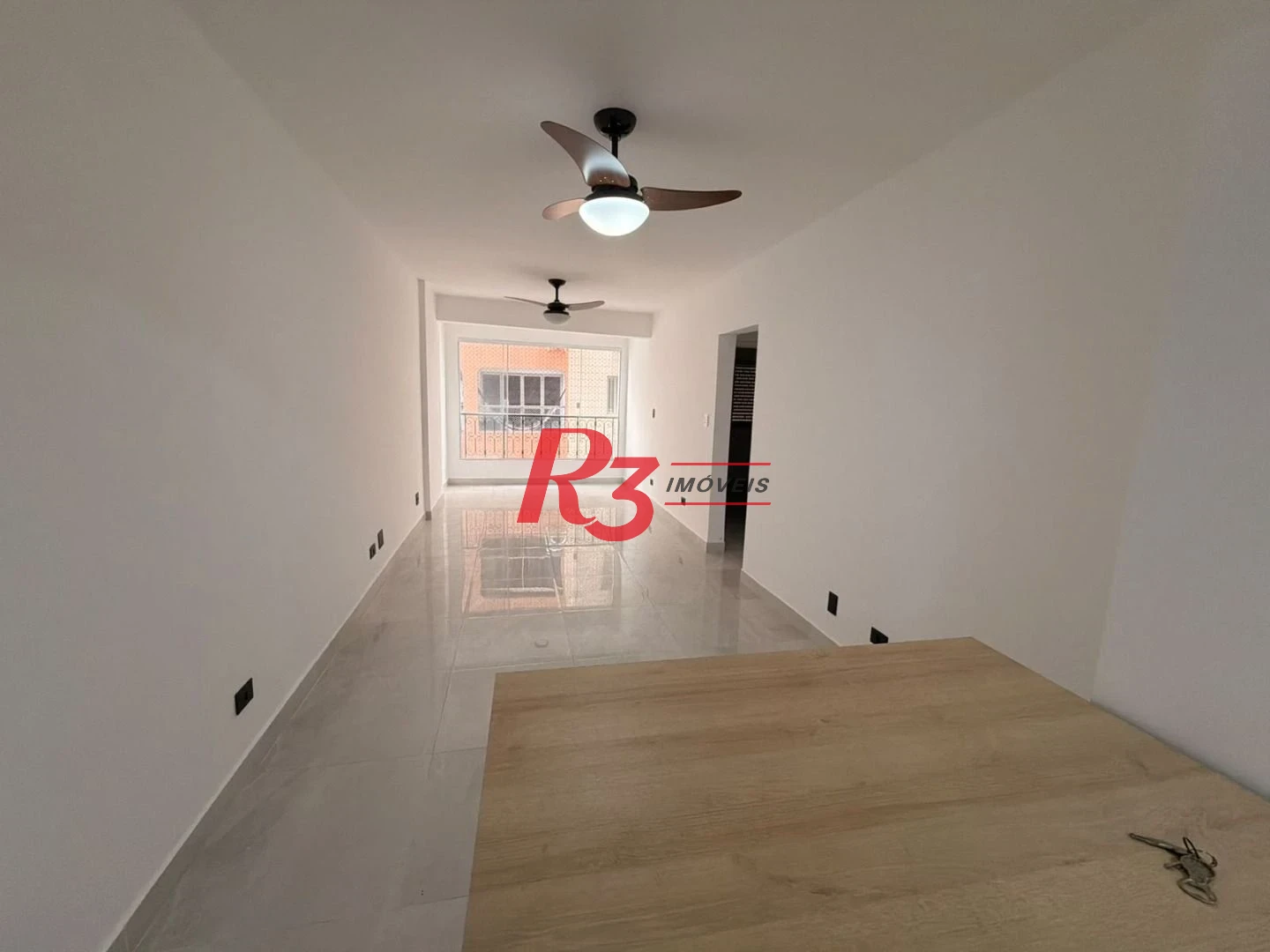 Apartamento com 2 dormitórios à venda, 81 m² por R$ 730.000,00 - Ponta da Praia - Santos/SP