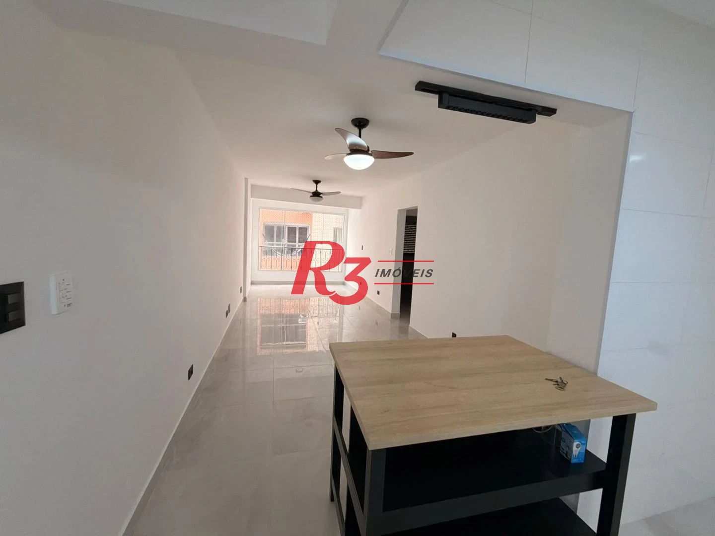 Apartamento com 2 dormitórios à venda, 81 m² por R$ 730.000,00 - Ponta da Praia - Santos/SP
