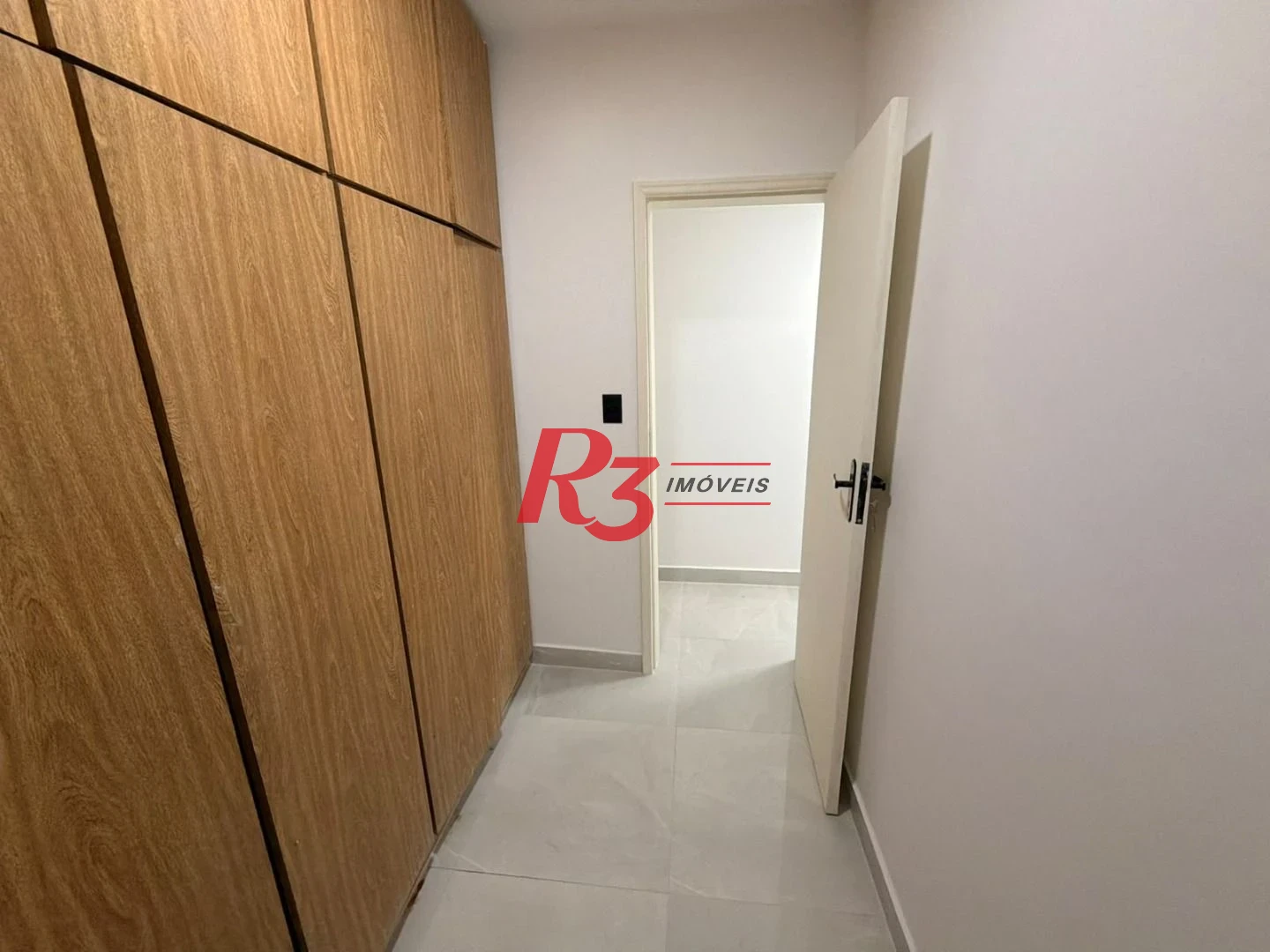 Apartamento com 2 dormitórios à venda, 81 m² por R$ 730.000,00 - Ponta da Praia - Santos/SP