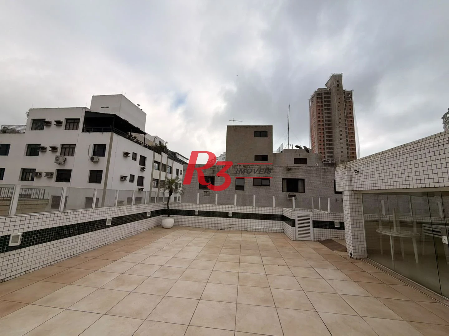 Apartamento com 2 dormitórios à venda, 81 m² por R$ 730.000,00 - Ponta da Praia - Santos/SP