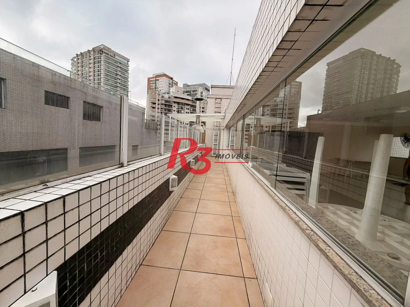 Apartamento com 2 dormitórios à venda, 81 m² por R$ 730.000,00 - Ponta da Praia - Santos/SP
