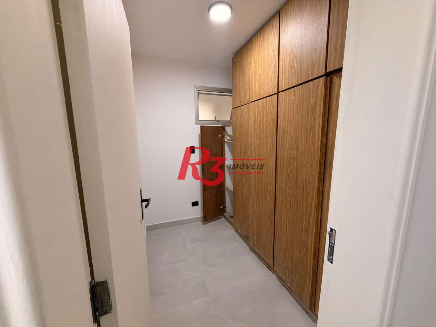Apartamento com 2 dormitórios à venda, 81 m² por R$ 730.000,00 - Ponta da Praia - Santos/SP