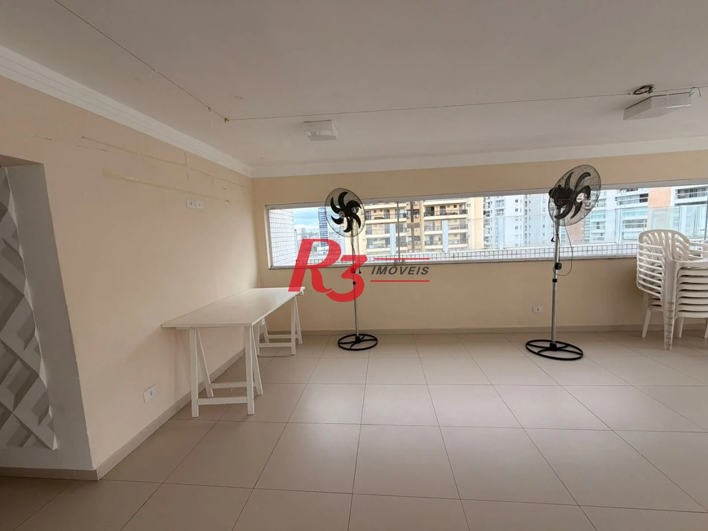 Apartamento com 2 dormitórios à venda, 81 m² por R$ 730.000,00 - Ponta da Praia - Santos/SP