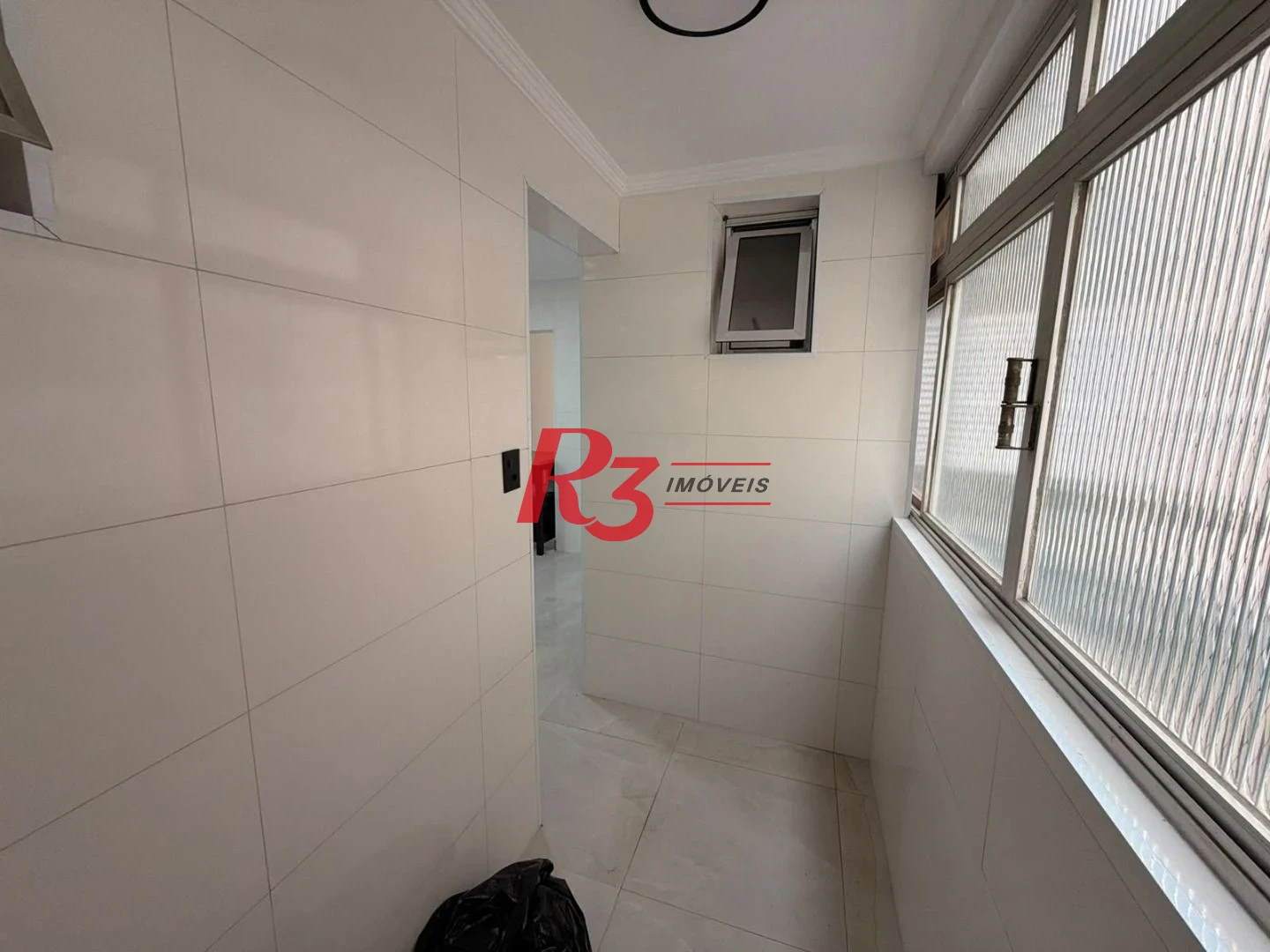 Apartamento com 2 dormitórios à venda, 81 m² por R$ 730.000,00 - Ponta da Praia - Santos/SP