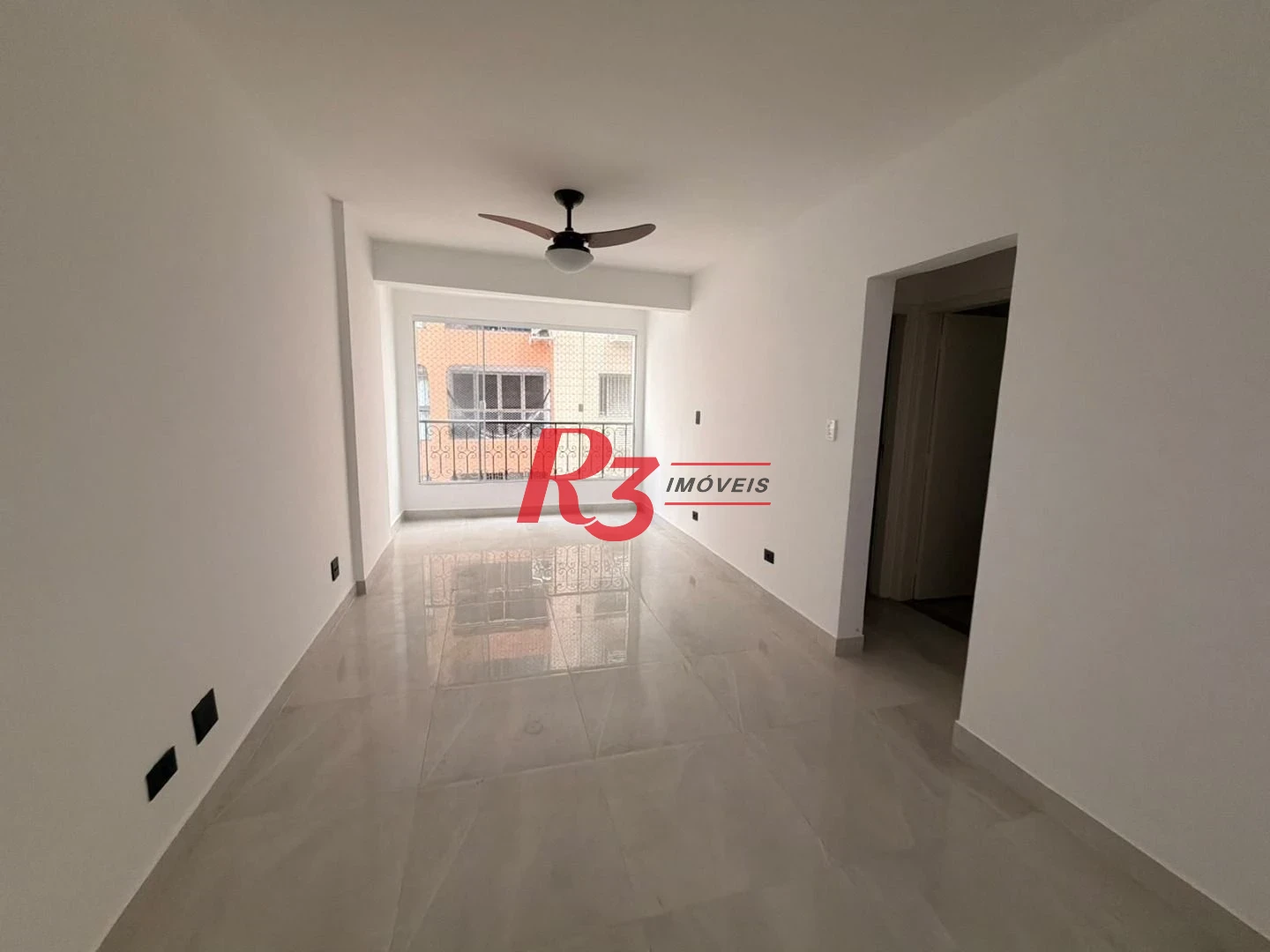 Apartamento com 2 dormitórios à venda, 81 m² por R$ 730.000,00 - Ponta da Praia - Santos/SP