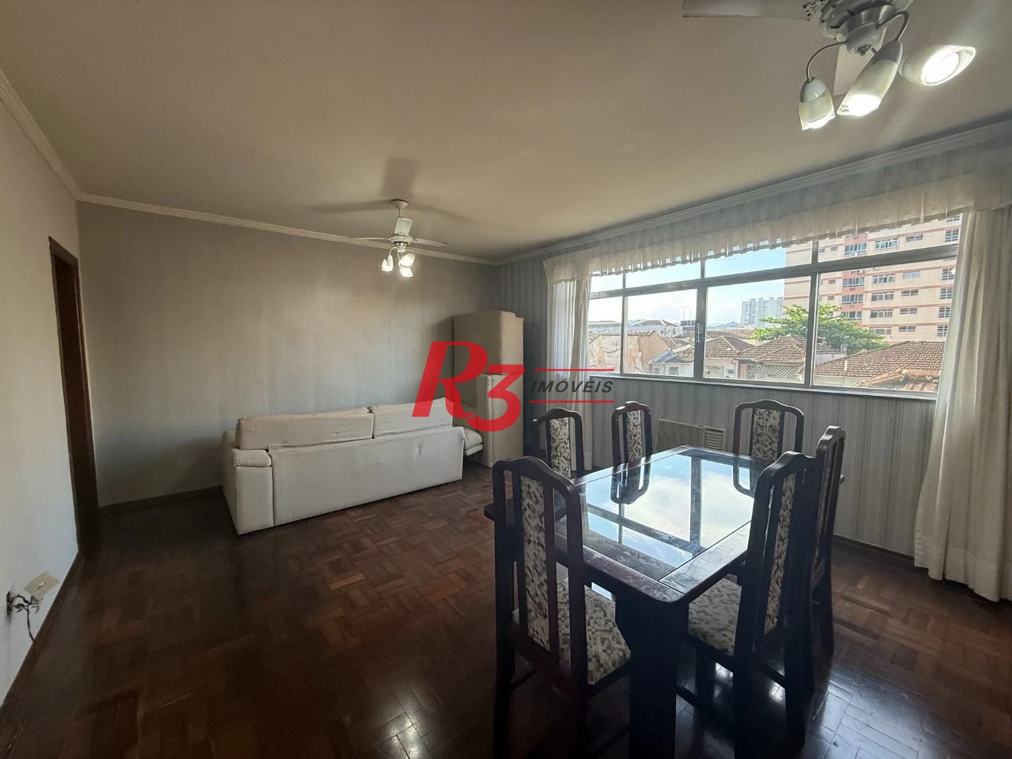 Apartamento com 3 dormitórios à venda, 117 m² por R$ 650.000,00 - Gonzaga - Santos/SP