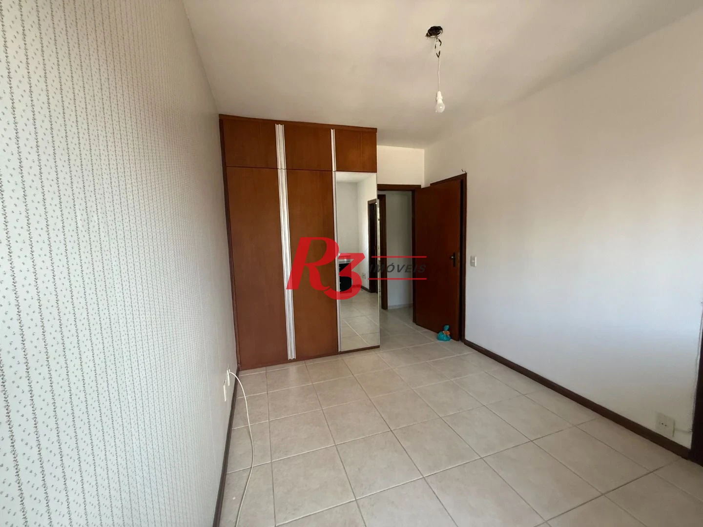Apartamento com 3 dormitórios à venda, 117 m² por R$ 650.000,00 - Gonzaga - Santos/SP