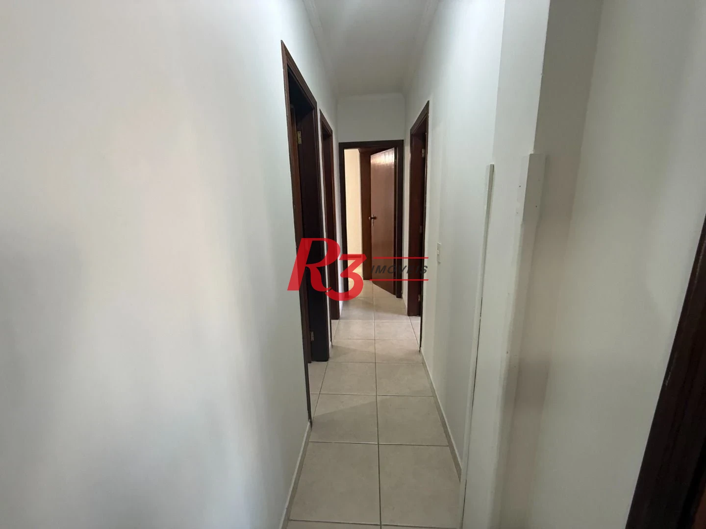 Apartamento com 3 dormitórios à venda, 117 m² por R$ 650.000,00 - Gonzaga - Santos/SP