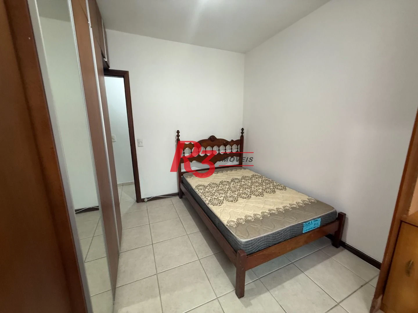 Apartamento com 3 dormitórios à venda, 117 m² por R$ 650.000,00 - Gonzaga - Santos/SP